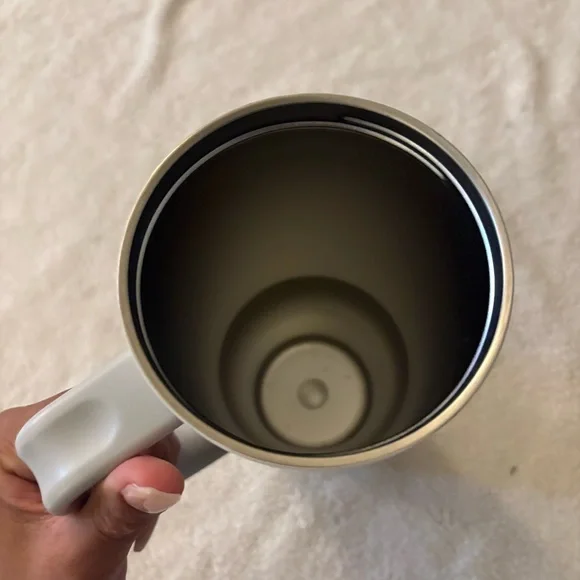 ❌Owala 40 oz Tumbler Polar Brrr White - Picture 3 of 6